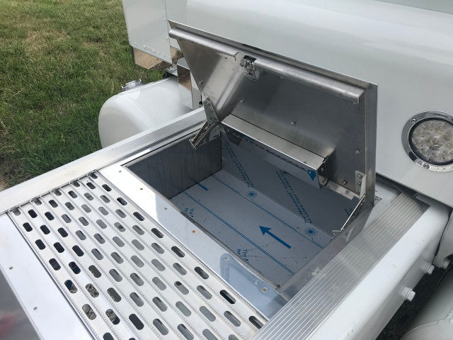 Iowa Customs Merritt Dyna Deck System with Aluminum Slide-In Storage Box 84 1/4