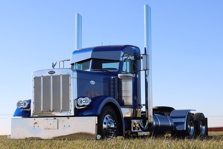 2001 Peterbilt 379 Day Cab ( ISX Cummins Fresh Overhaul)