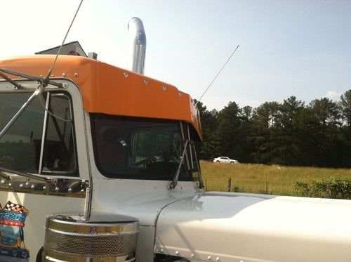 Talladega Fiberglass 359 Bow Tie Visor