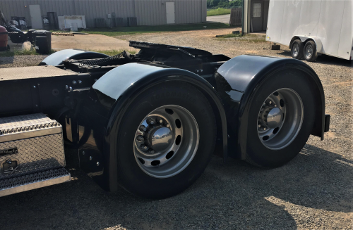 Talladega Fiberglass Classic Low Cut Single Hump Fenders