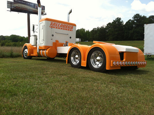 Talladega Fiberglass Classic Low Cut Double Hump with style line